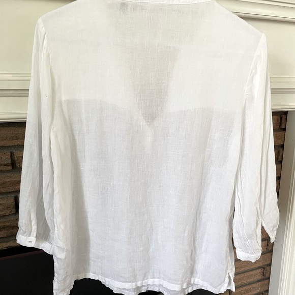 Nice, white, linen blouse - Picture 3 of 10